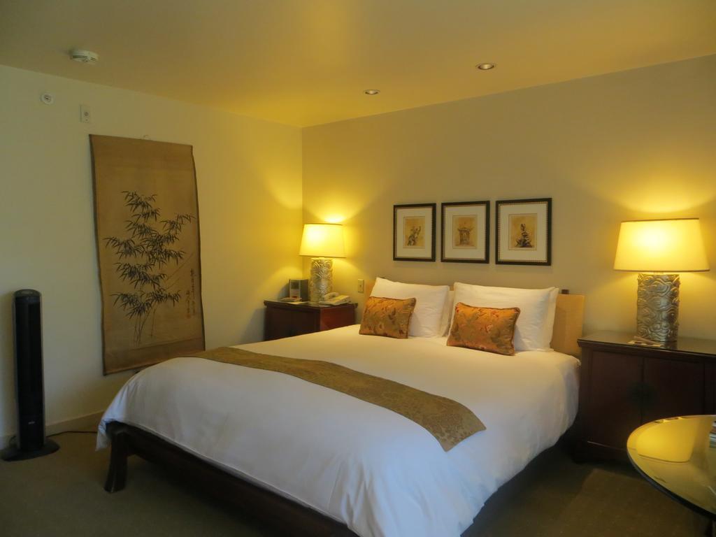 Tradewinds Carmel Hotel Exterior foto