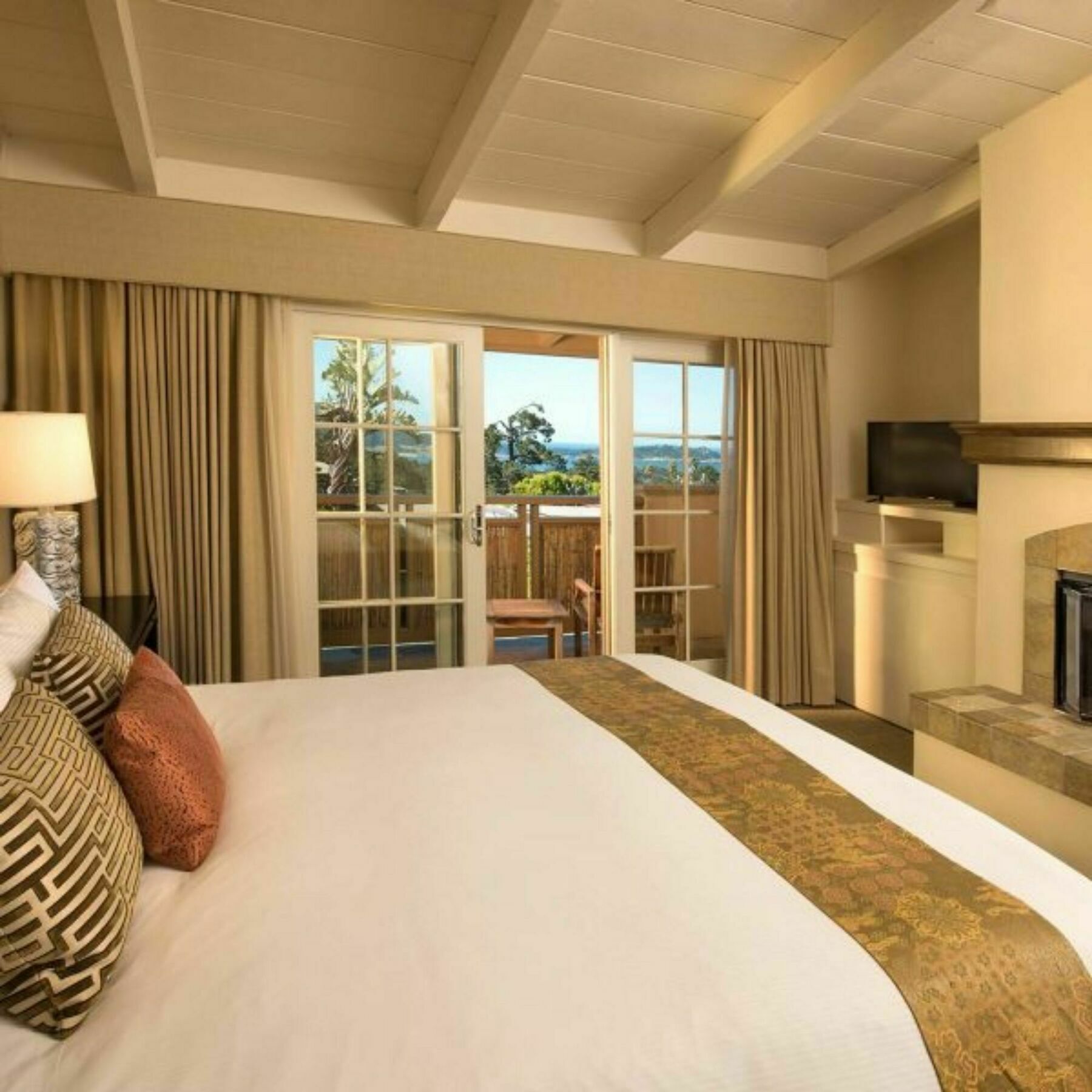 Tradewinds Carmel Hotel Exterior foto