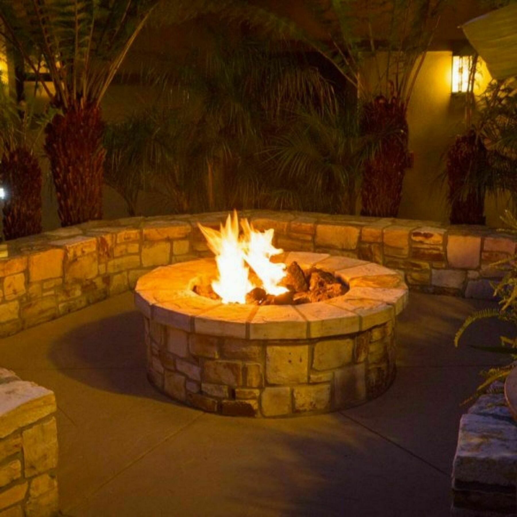 Tradewinds Carmel Hotel Exterior foto